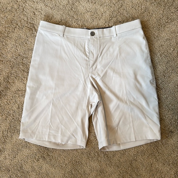 Nike Golf Dri-Fit Shorts - Picture 1 of 6